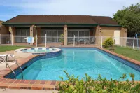 Sun Plaza Motel - Mackay - Pools