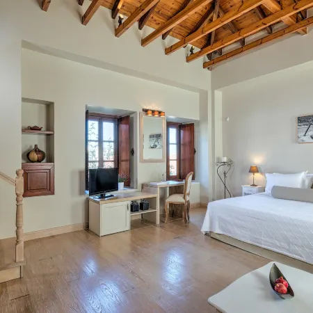 Mare Monte Luxury Suites Ξενοδοχεία στην πόλη Σπέτσες