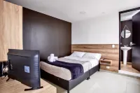 Orange Wild by Laurel Hotels - Aeropuerto - Pensionat