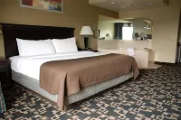 The Plaza Hotel & Suites Winona Hotels in Winona