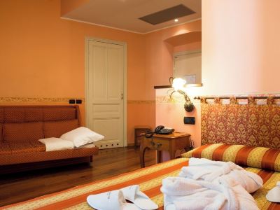 Hotel Belle Epoque