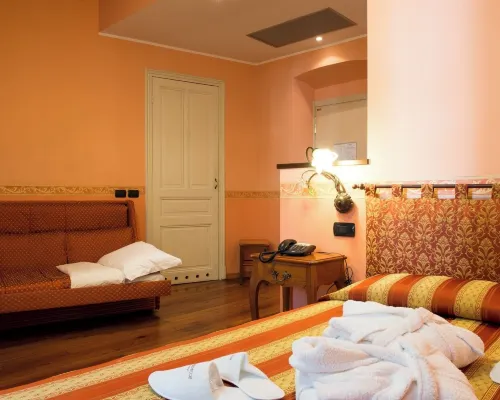Hotel Belle Epoque Hotels near Villa Ormond