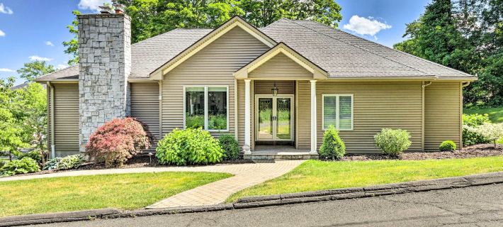 Walk to Lake: Middlefield Home w/ Fire Pit Hotels in Middlesex County