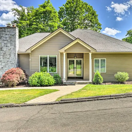Walk to Lake: Middlefield Home w/ Fire Pit