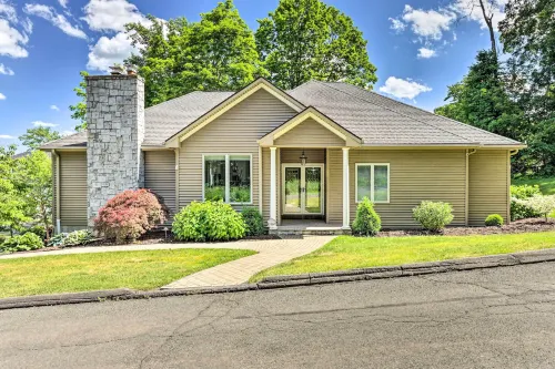 Walk to Lake: Middlefield Home w/ Fire Pit - Beach