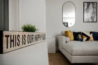 克里夫房子 The Famous Grouse Experience附近的飯店