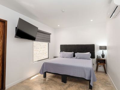 Hotel Manadia