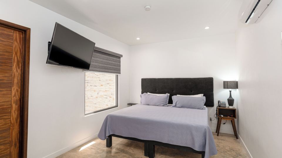 Hotel Manadia