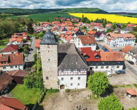 Burg Großbodungen - Ferien im Schloß - Familien & Gruppen Mitten in Deutschland Hotels in Eichsfeld