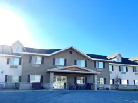 Country Trails Inn &Suites Hotels in Fillmore County