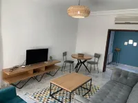 The Perfect Flat, Lac 2, Tunis