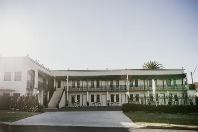 Inverell Terrace Motor Lodge Hotels near Lions Park