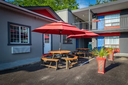 Villager Lodge Niagara Falls