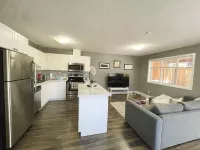 Entire Guest Suite in Thetis Height Hotels in Langford