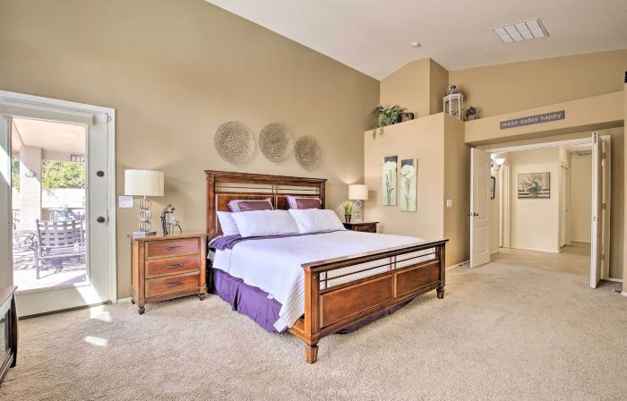 Chic Maricopa Getaway w/ Outdoor Oasis & Pool