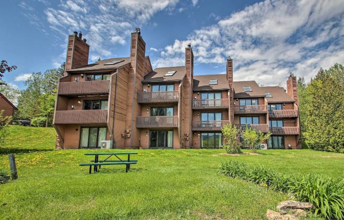 Cozy Jackson Condo w/ Mtn Views & Pool Access!