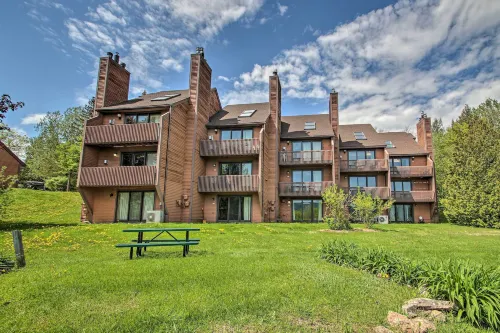 Cozy Jackson Condo w/ Mtn Views & Pool Access! - Gym