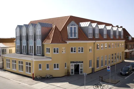 Seaside Hotel Thyborøn Отели в г. Thyboron