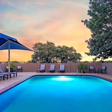 Holiday Inn Express & Suites AUSTIN NW - CEDAR PARK by IHG