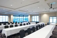 Bluemont Hotel - Business