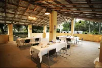 Tribal Wood Resort - breakfast