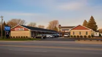 Pinconning Trail Inn Motel