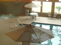 AmericInn by Wyndham Cedar Rapids/CID Airport - Pools