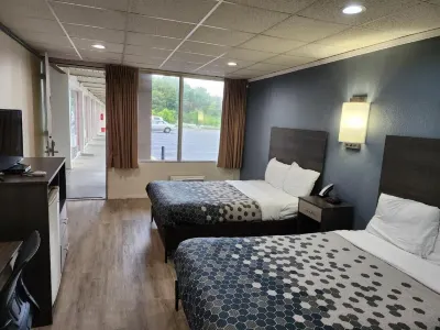 The Edyn Motel Hotels near Flying J Travel Center