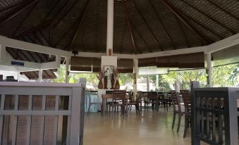 Golden Pine Beach Resort