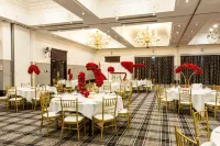 Royal Court Hotel & Spa Coventry - breakfast
