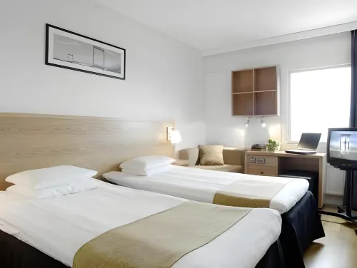Comfort Hotel Panorama - موقف سيارات