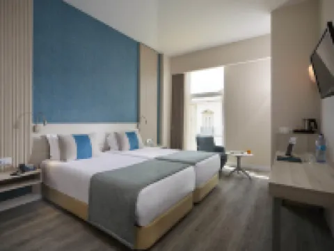 Occidental Faro ファロのホテル