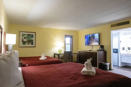 Heart of Manteo Hotels in Wanchese