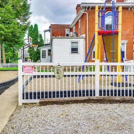 Quaint Mt Vernon Cottage Near Historic Dtwn!