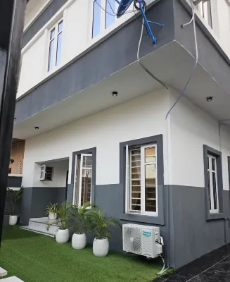 Luxury 3Bed Rooms Villa Lekki Lagos Nigeria