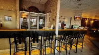 Mountain Creek Motel Bar & Restaurant Hotels in Tawonga