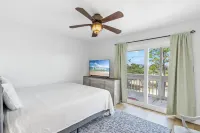 Perdido Beach Bungalow