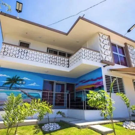 Chris Guest House, 2nd Floor with Shared Pool