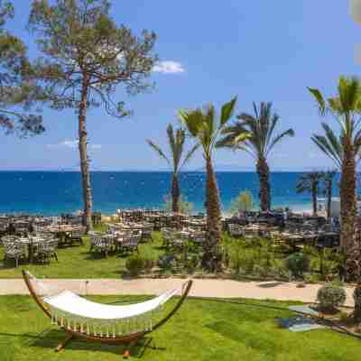 Isla Brown Corinthia Resort & Spa, Curio Collection by Hilton Hotel Exterior