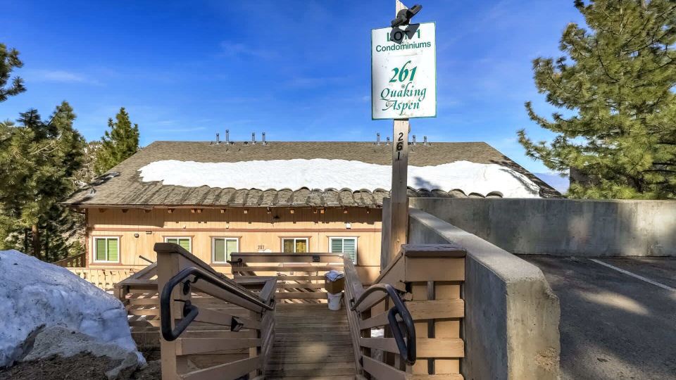 Mile High Mountain - Carson Valley Views