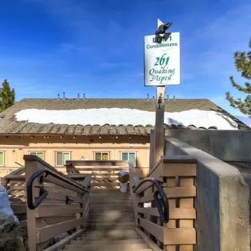 Mile High Mountain - Carson Valley Views