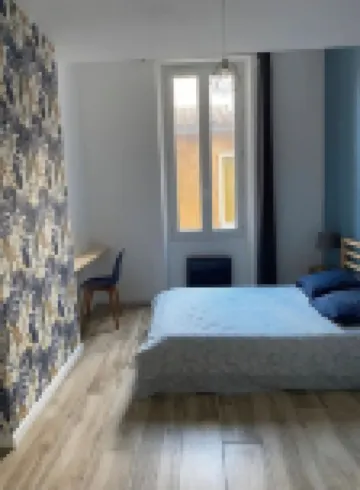 T3 in the city center place d'Armes