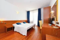 Hotel New Genziana Hotels near Museo Civico 'G. Zannato'