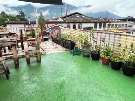 Jireh Hotel Antigua Отели в г. Chimaltenango