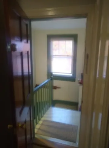 Loft apartment near Merriam Hospital