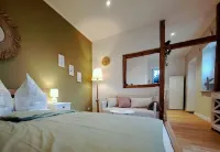 Cozy apartment with terrace in a quiet location