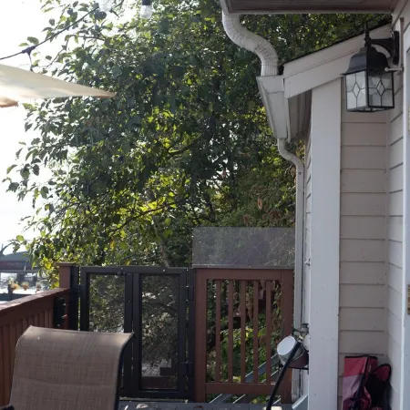 Peaceful right on the water, private beach & dock