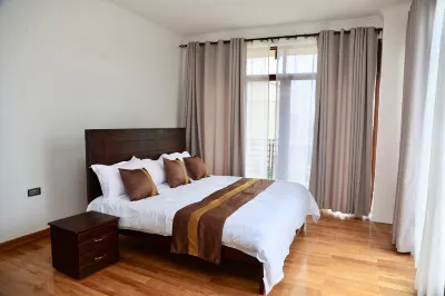 Luxury Lakeside Villa Gated community Các khách sạn ở 