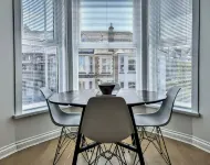 Cornish Travel Pad - Moments off Fistral Beach & Newquay Town (Pet Friendly)