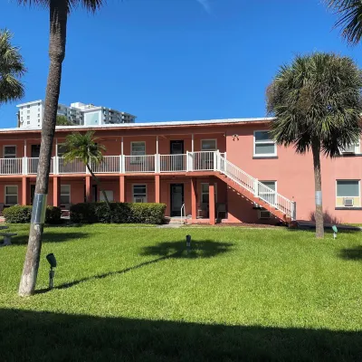 Rolo Beach Hotel Hotels near Las Olas Beach